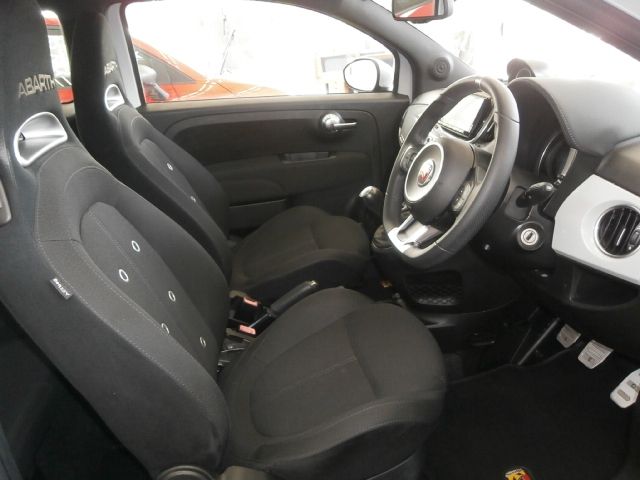 FIAT ABARTH 595 2017 Image 31