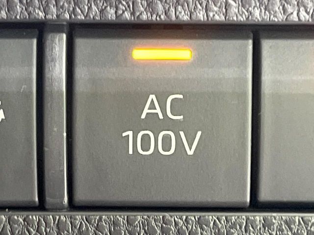 TOYOTA RAV4 HYBRID 4WD 2021 Image 31