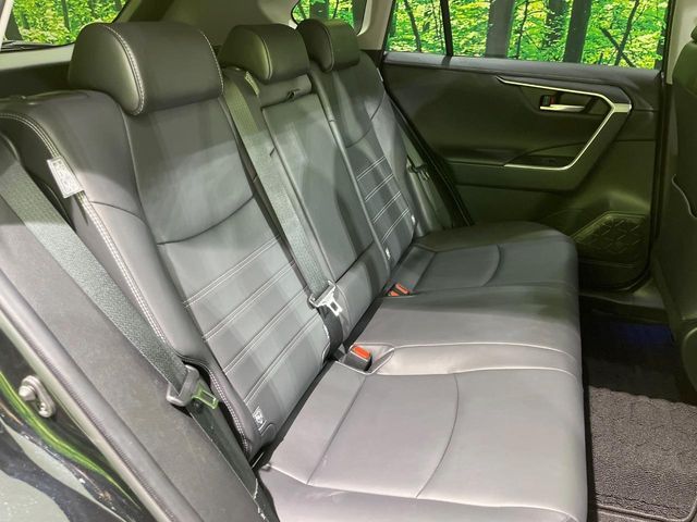 TOYOTA RAV4 HYBRID 4WD 2021 Image 31