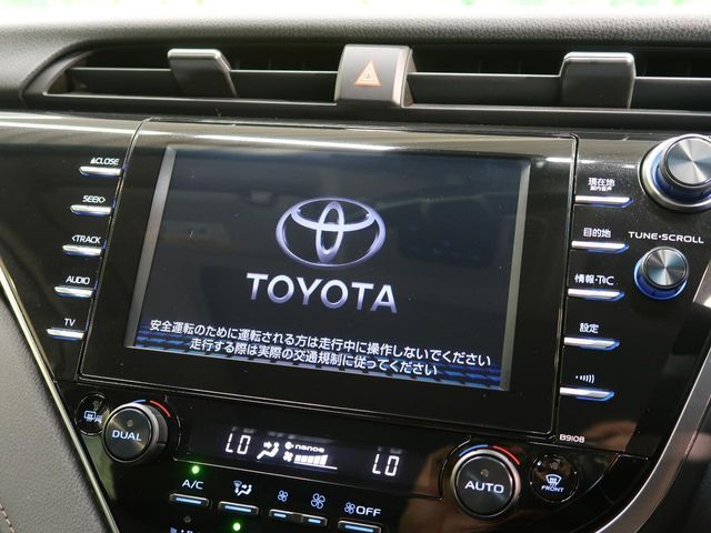 TOYOTA CAMRY HYBRID 2017 Image 31