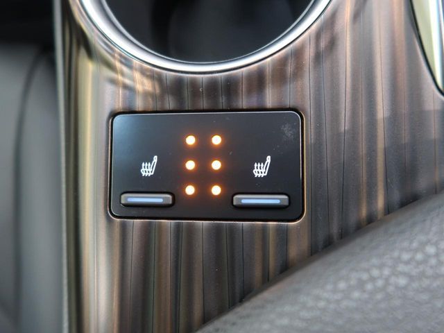 TOYOTA CAMRY HYBRID 2017 Image 31