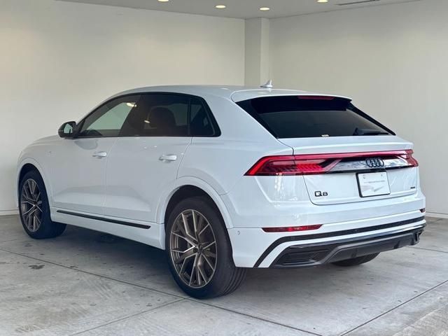 AUDI Q8 2024 Image 31
