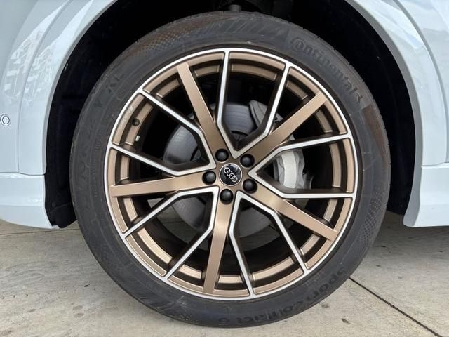 AUDI Q8 2024 Image 31