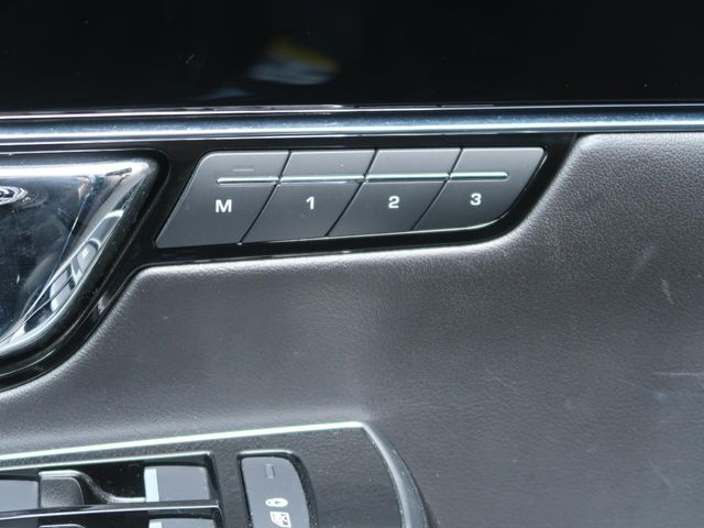 JAGUAR XJSERIES SEDA 2017 Image 31