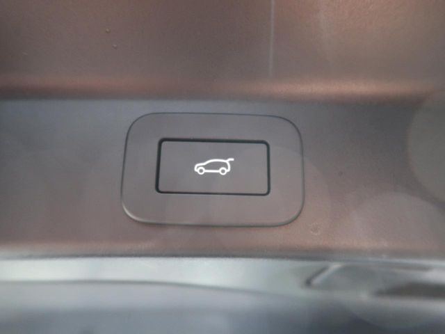 JAGUAR F-PACE 2024 Image 31