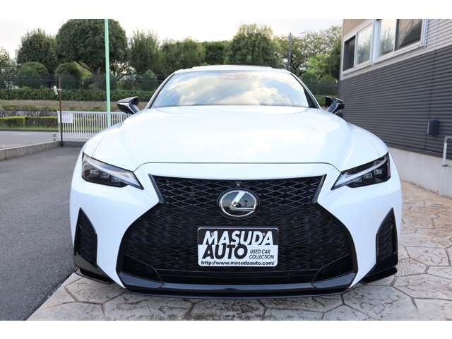 TOYOTA LEXUS IS350 2022 Image 31