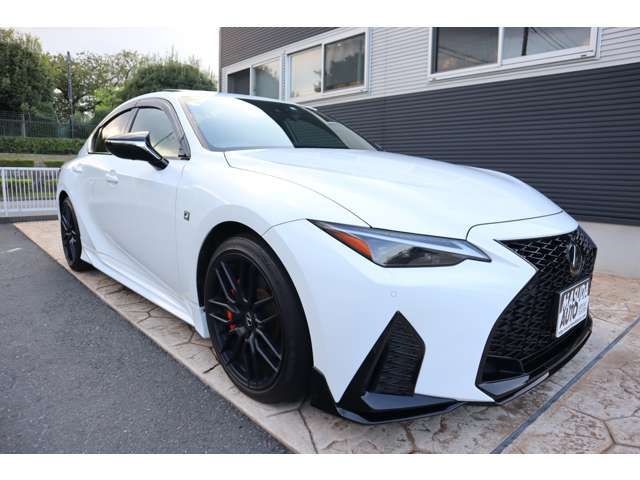 TOYOTA LEXUS IS350 2022 Image 31