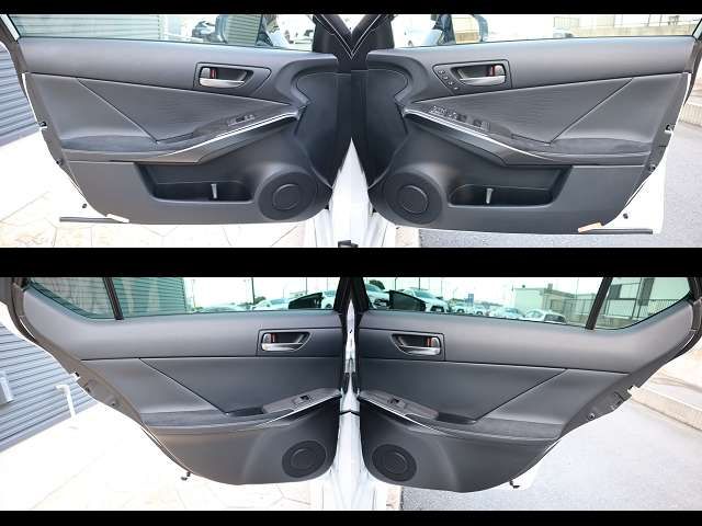 TOYOTA LEXUS IS350 2022 Image 31