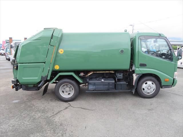 HINO DUTRO 2014 Image 31