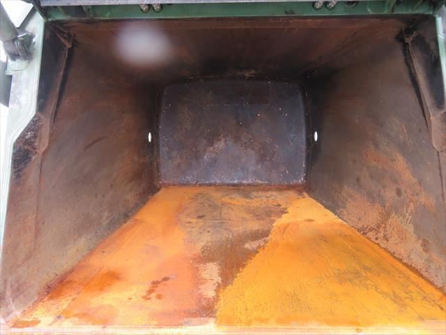 HINO DUTRO 2014 Image 31