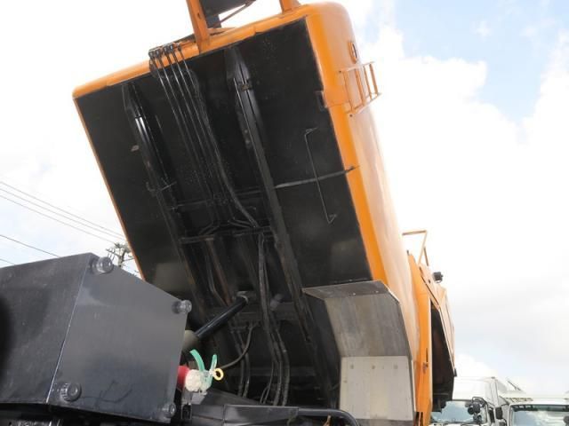 ISUZU FORWARD 2016 Image 31