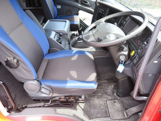 ISUZU GIGA 2018 Image 31