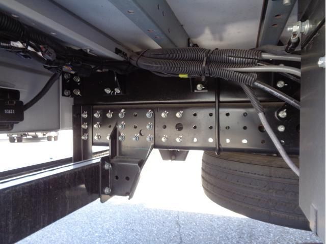 MITSUBISHI CANTER 2023 Image 31