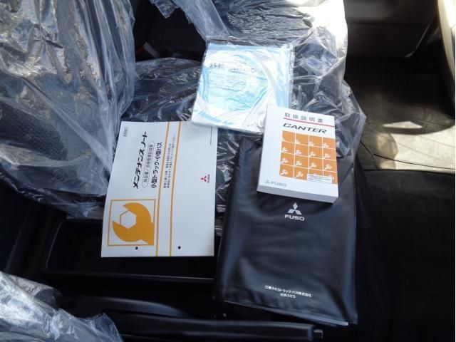 MITSUBISHI CANTER 2023 Image 31