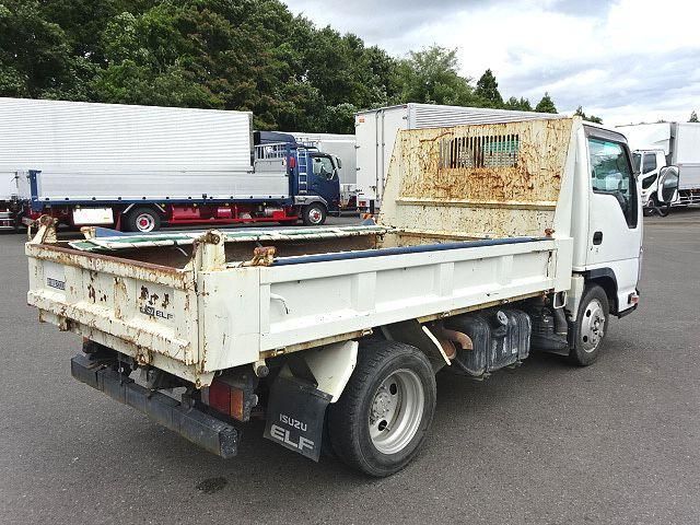 ISUZU ELF 2012 Image 31