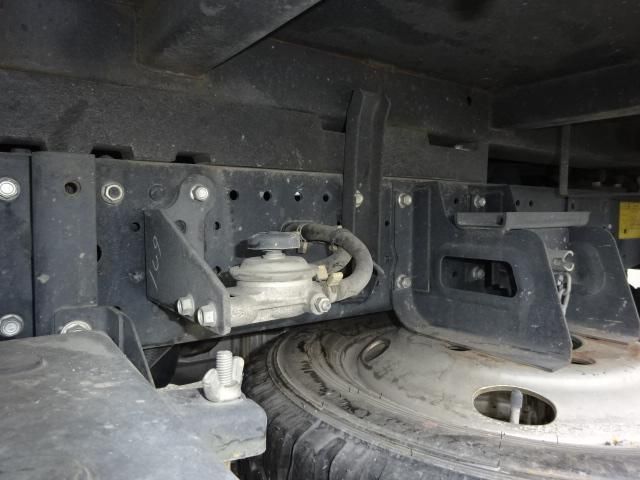 ISUZU ELF 2012 Image 31