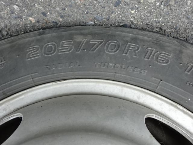 ISUZU ELF 2012 Image 31