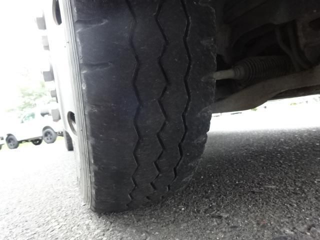 ISUZU ELF 2012 Image 31