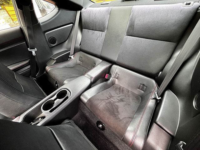 TOYOTA 86 2012 Image 31