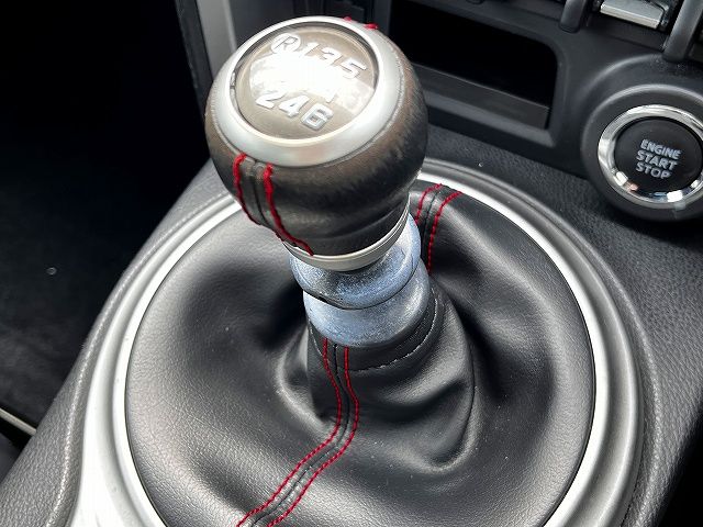 TOYOTA 86 2012 Image 31