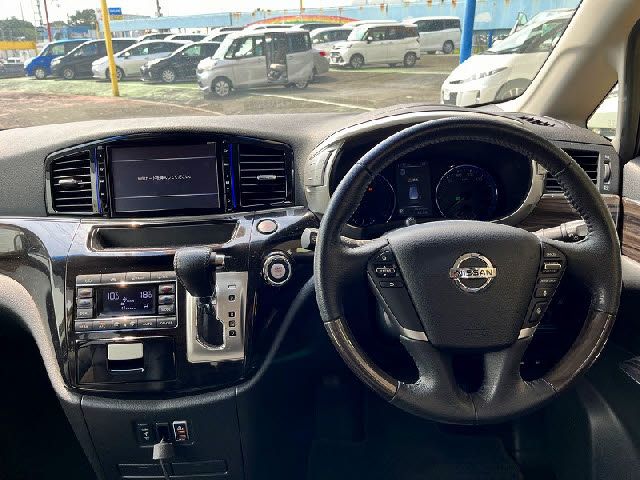 NISSAN ELGRAND 2019 Image 31