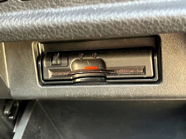 NISSAN ELGRAND 2019 Image 31