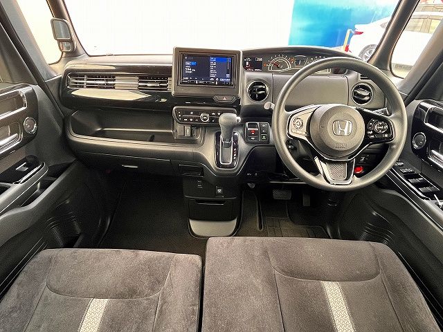 HONDA N BOX CUSTOM 2022 Image 31