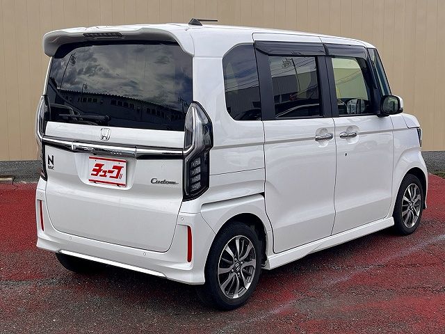 HONDA N BOX CUSTOM 2022 Image 31