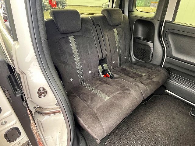 HONDA N BOX CUSTOM 2022 Image 31