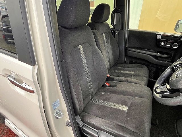 HONDA N BOX CUSTOM 2022 Image 31