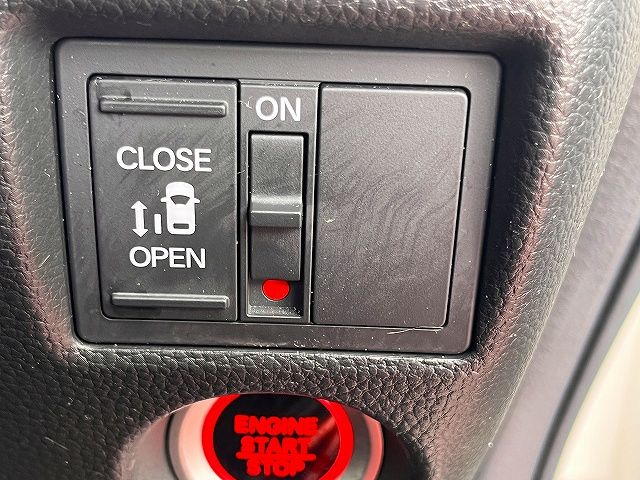 HONDA N BOX CUSTOM 2022 Image 31