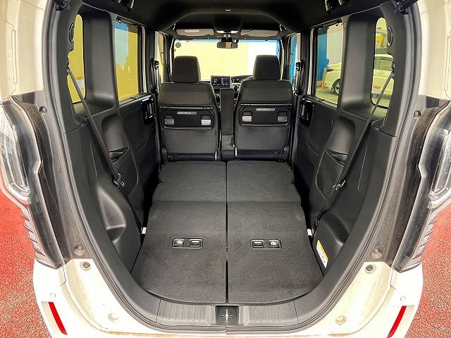 HONDA N BOX CUSTOM 2022 Image 31