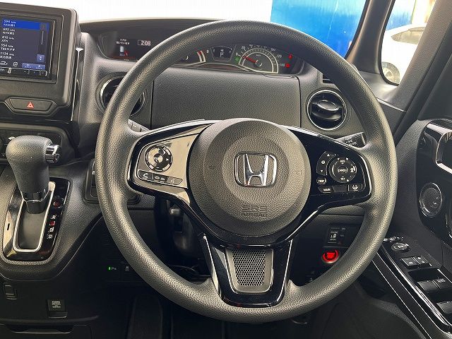 HONDA N BOX CUSTOM 2022 Image 31