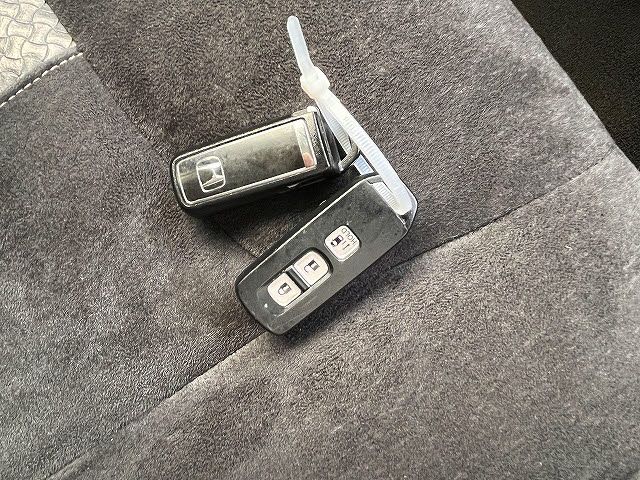 HONDA N BOX CUSTOM 2022 Image 31