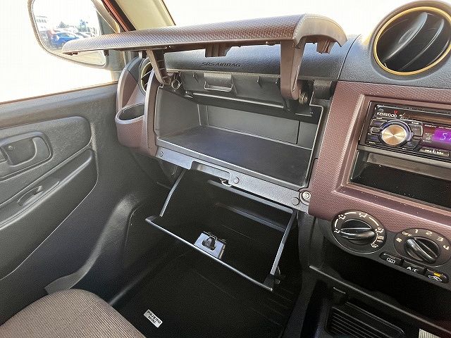 MITSUBISHI PAJERO MINI 2009 Image 31