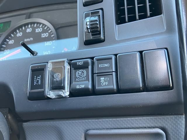 ISUZU ELF 2020 Image 31