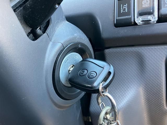 ISUZU ELF 2020 Image 31