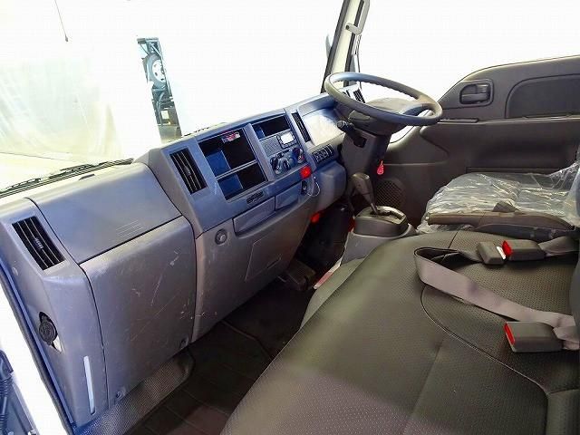 ISUZU ELF 2018 Image 31