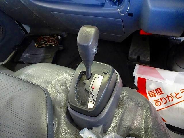 ISUZU ELF 2018 Image 31