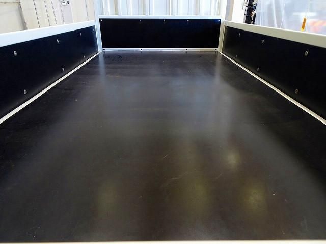 ISUZU ELF 2018 Image 31