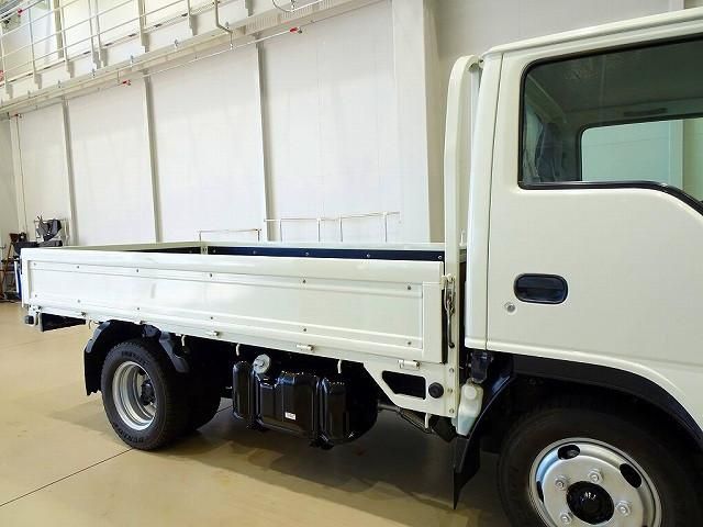 ISUZU ELF 2018 Image 31