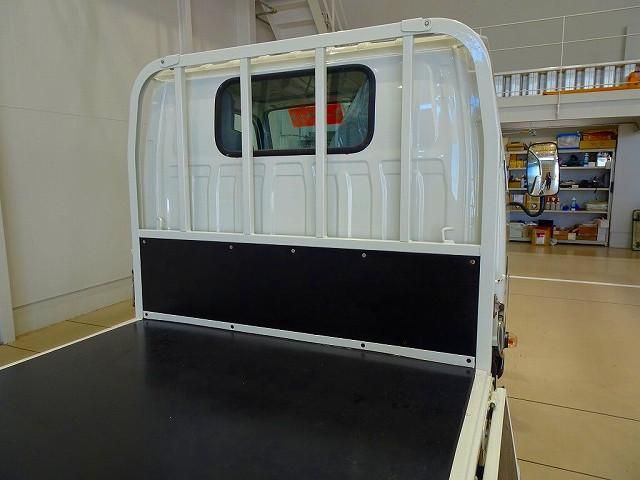 ISUZU ELF 2018 Image 31