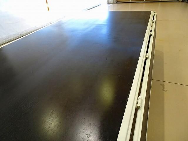 ISUZU ELF 2018 Image 31