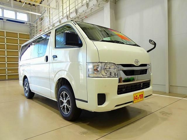 TOYOTA HIACE VAN 4WD 2025 Image 31