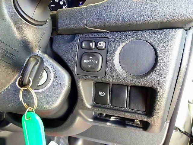 TOYOTA HIACE VAN 4WD 2025 Image 31