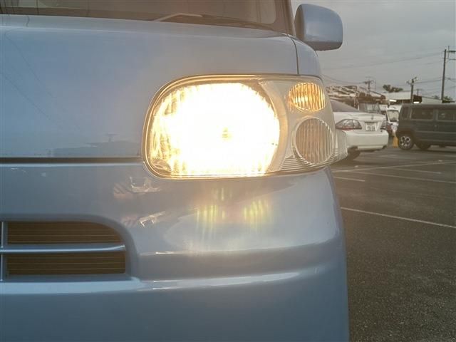 DAIHATSU TANTO 2010 Image 31