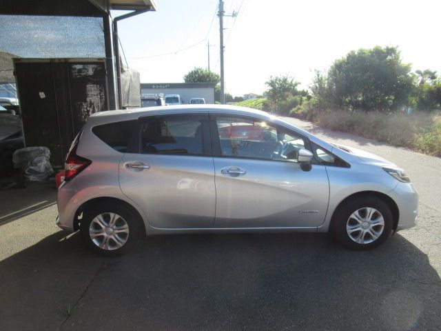 NISSAN NOTE 2018 Image 31