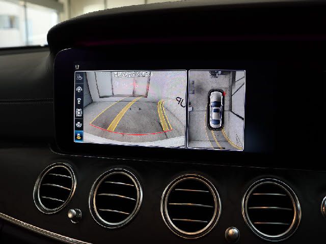 MERCEDES BENZ E CLAS 2017 Image 31