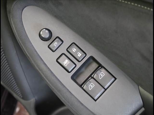 NISSAN FAIRLADY Z ROADSTAR 2012 Image 31