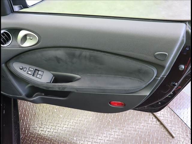 NISSAN FAIRLADY Z ROADSTAR 2012 Image 31